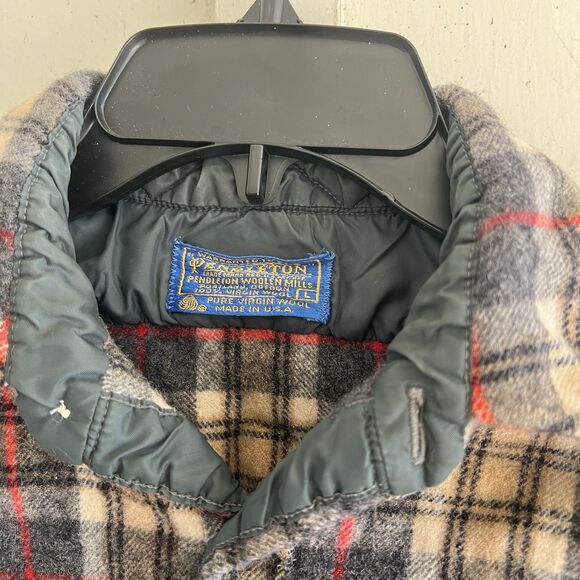 Pendleton Plaid Wool Shirt Mens Small 100% Virgin Wool Vintage - Picture 2 of 3